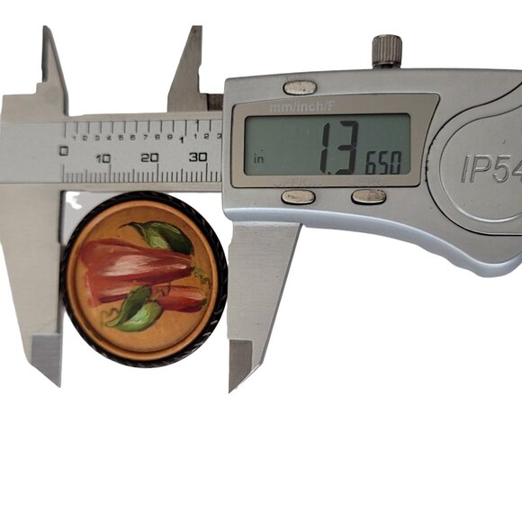 Vintage Carved Wood Painted Flower Round Pin Brooch E827 - Picture 6 of 7